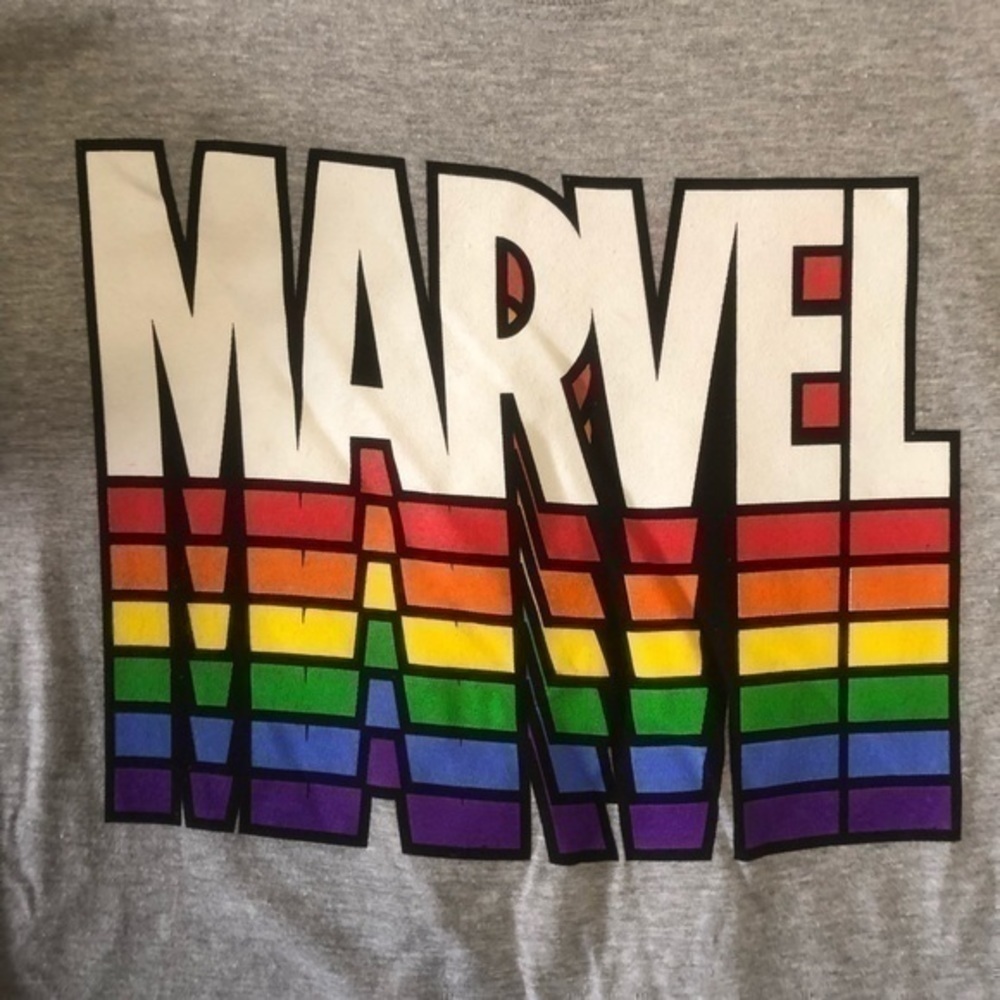 Marvel T-shirt - Picture 2 of 6